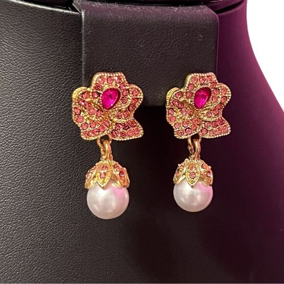 Pink Rhinestone And Pearl Gold Tone Dangle Earrings Sterling Silver Posts NWT - Picture 3 of 3